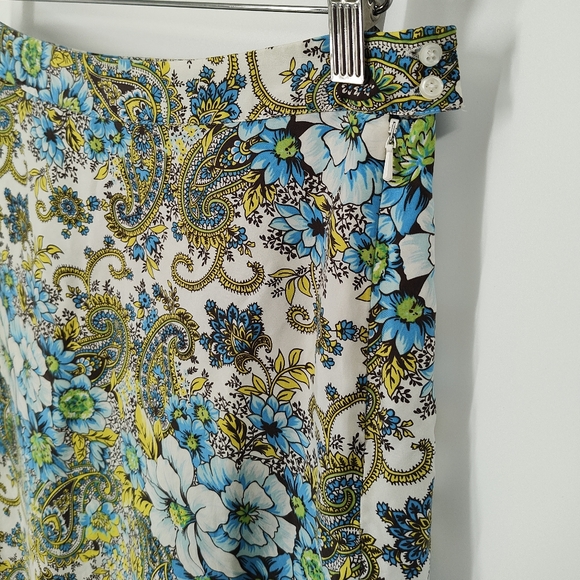 Old Navy | printed silk skirt - Picture 2 of 5